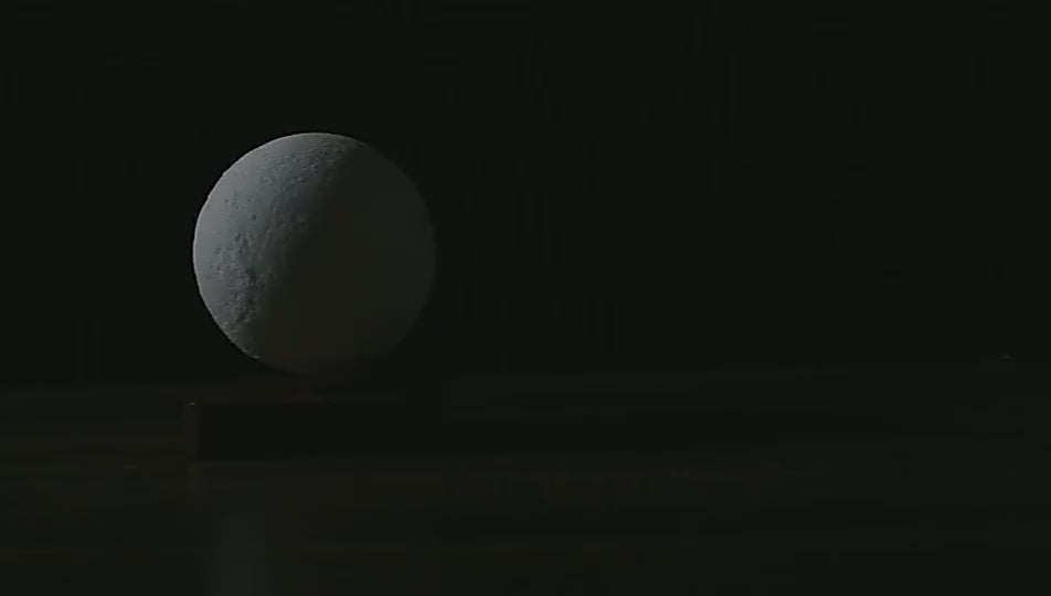 Lampe Lune Flottante | Lévitation Magnétique & Lumière Lunaire